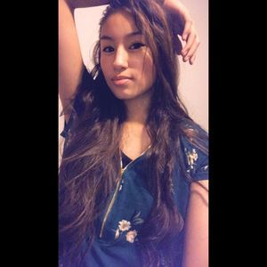 Meet your Posher, Keeley